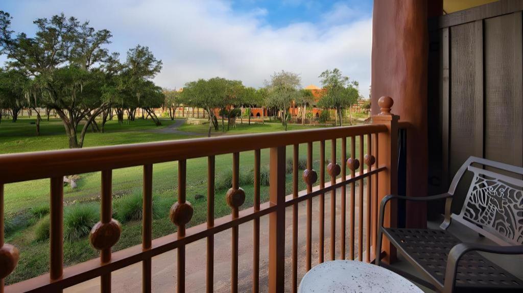 Disney'S Animal Kingdom Lodge Four Corners Εξωτερικό φωτογραφία